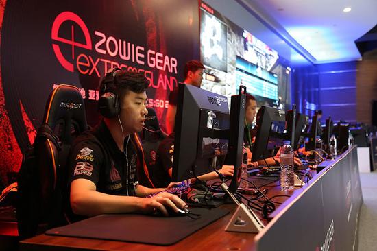 而是以高位 而是以高位